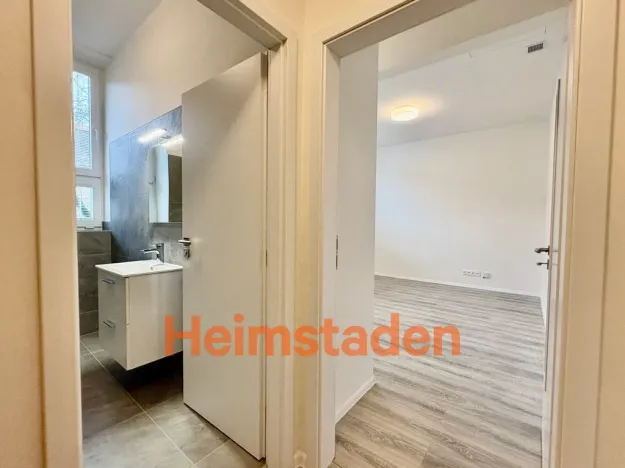 Pronájem bytu 1+kk, Havířov - Město, Kolmá, 25 m2