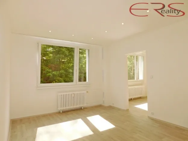 Pronájem bytu 2+kk, Desná, Poštovní, 36 m2