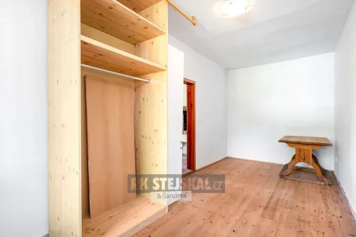 Prodej zemědělské usedlosti, Brloh, 430 m2