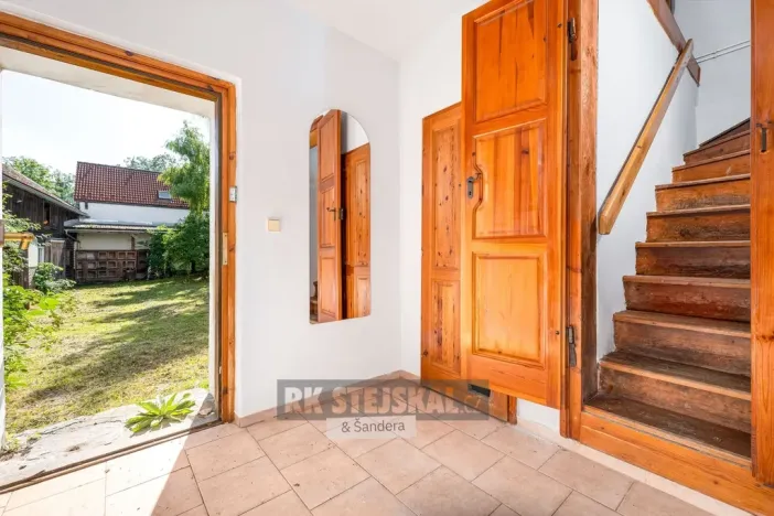 Prodej zemědělské usedlosti, Brloh, 430 m2