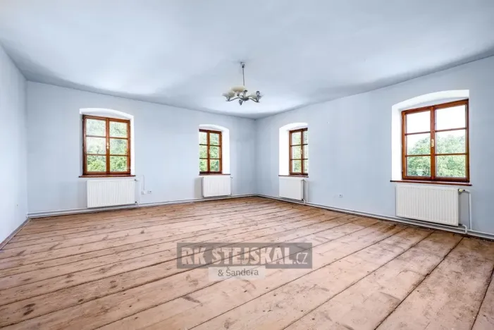 Prodej zemědělské usedlosti, Brloh, 430 m2