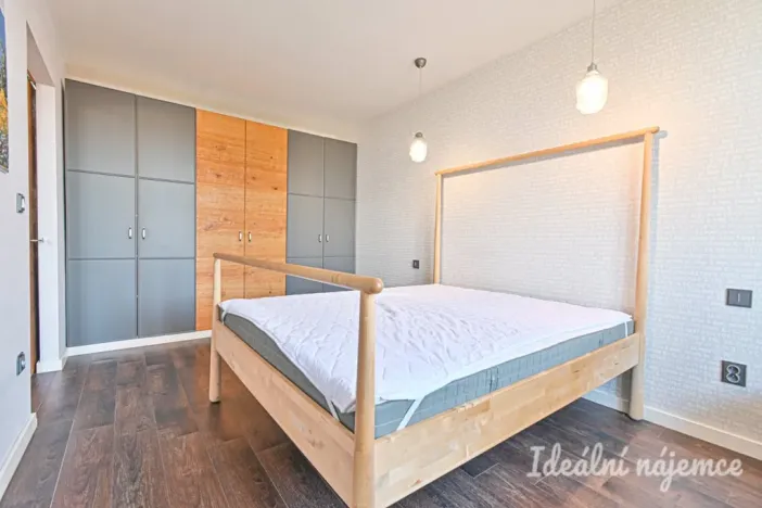 Pronájem bytu 2+kk, Brno, Slovinská, 64 m2