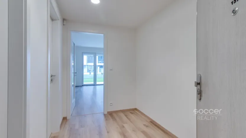 Pronájem bytu 2+kk, Praha - Hloubětín, Domalípova, 127 m2