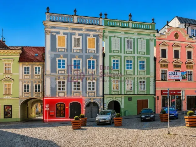 Pronájem obchodního prostoru, Jindřichův Hradec - Jindřichův Hradec I, nám. Míru, 50 m2