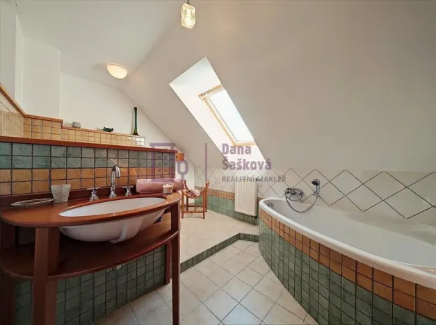 Prodej rodinného domu, Pluhův Žďár - Mostečný, 566 m2