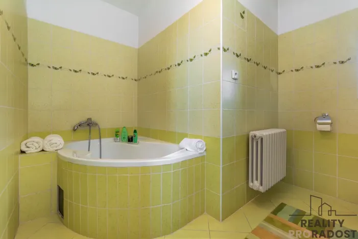 Prodej vily, Šumná, 405 m2