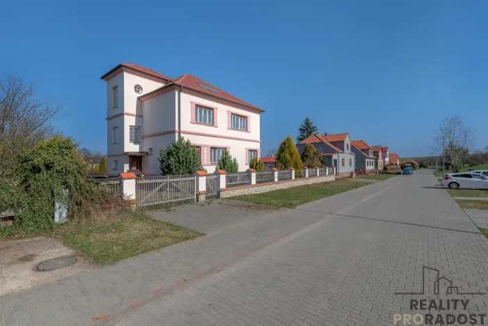 Prodej vily, Šumná, 405 m2