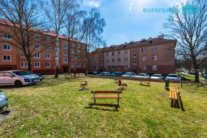 Prodej bytu 3+1, Ostrov, Horská, 72 m2