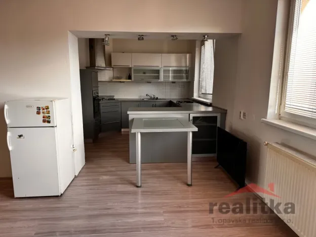 Prodej bytu 3+1, Opava - Město, U Fortny, 79 m2