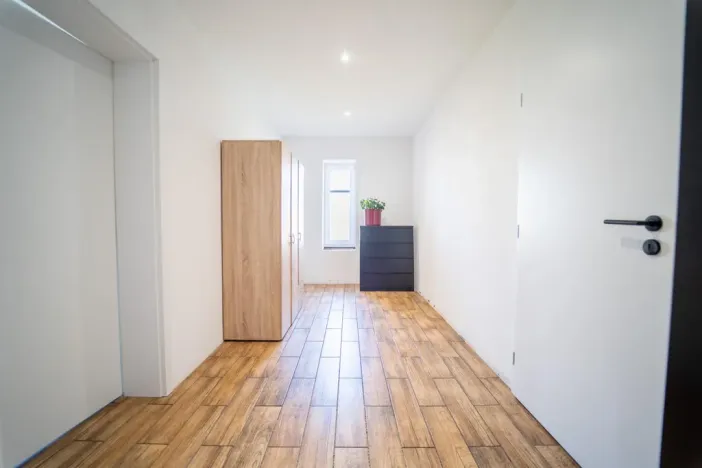 Prodej rodinného domu, Žleby, Školní, 218 m2