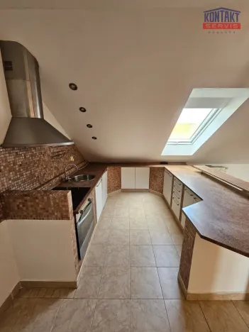 Pronájem bytu 3+kk, České Budějovice, Rudolfovská tř., 95 m2