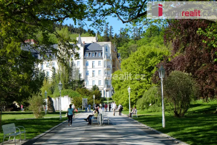 Pronájem bytu 2+kk, Mariánské Lázně, Masarykova, 58 m2