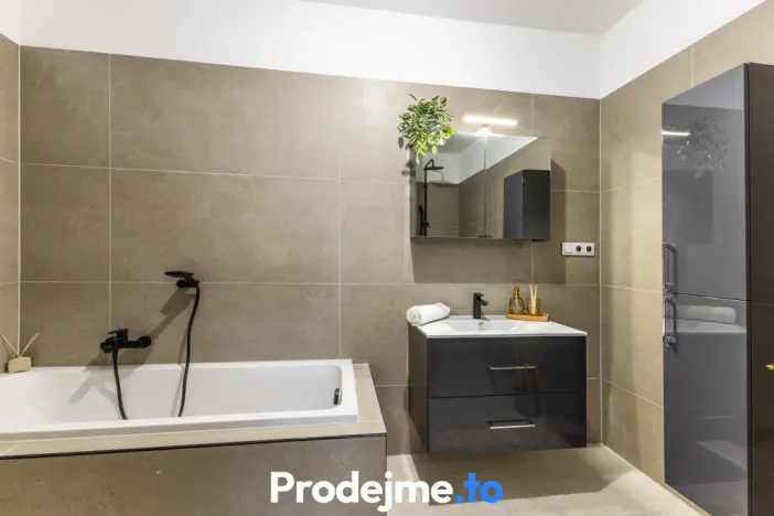 Prodej rodinného domu, Hevlín, 101 m2
