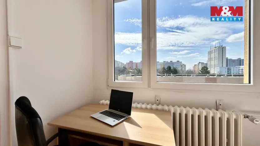 Pronájem bytu 2+kk, Praha - Bohnice, Poznaňská, 42 m2