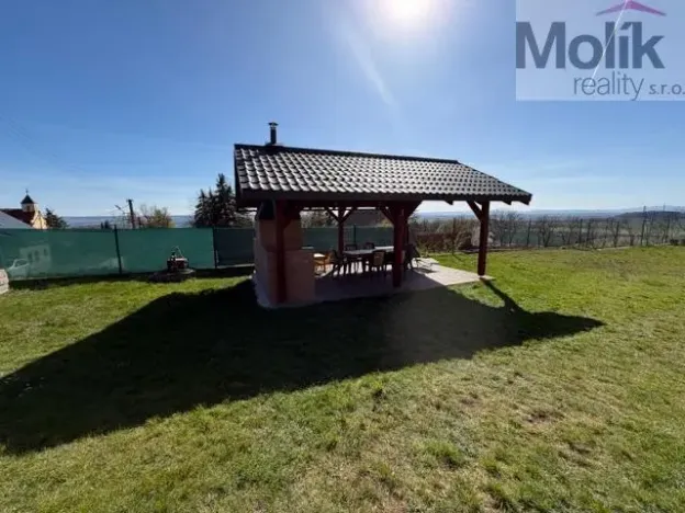 Prodej rodinného domu, Bečov - Milá, 155 m2