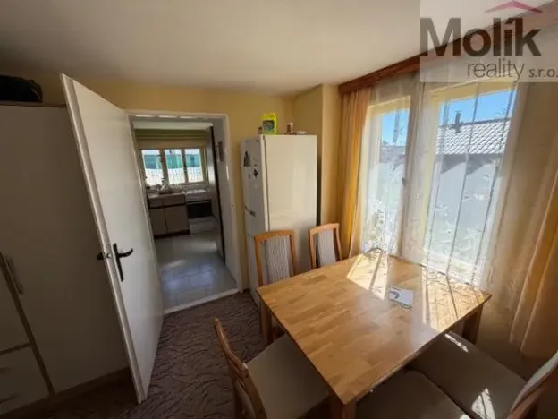 Prodej rodinného domu, Bečov - Milá, 155 m2