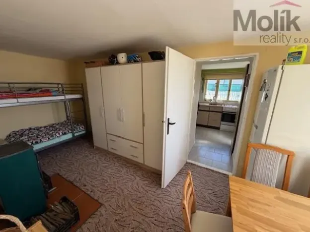 Prodej rodinného domu, Bečov - Milá, 155 m2