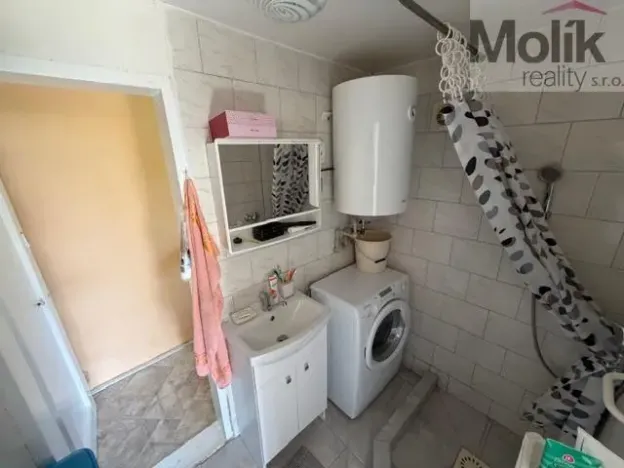 Prodej rodinného domu, Bečov - Milá, 155 m2