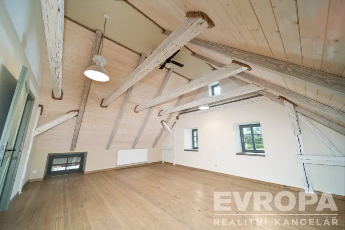 Prodej rodinného domu, Rudník, 280 m2