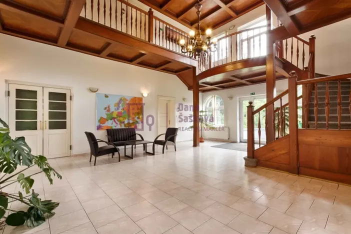 Pronájem kanceláře, Jindřichův Hradec - Jindřichův Hradec IV, Karlov, 36 m2