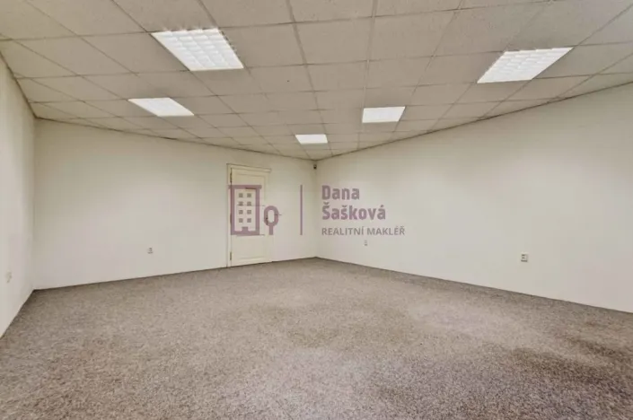 Pronájem kanceláře, Jindřichův Hradec - Jindřichův Hradec IV, Karlov, 36 m2