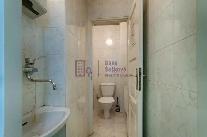 Pronájem kanceláře, Jindřichův Hradec - Jindřichův Hradec IV, Karlov, 36 m2