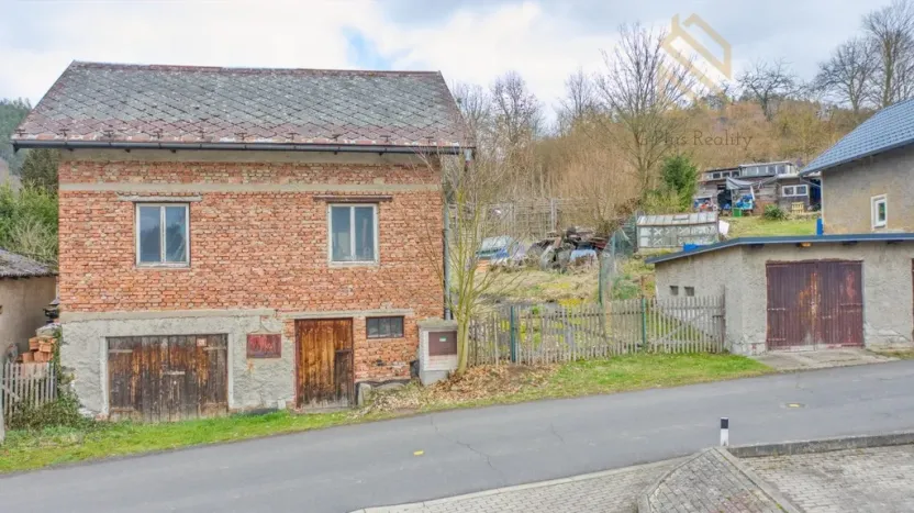 Prodej rodinného domu, Velichov, 778 m2