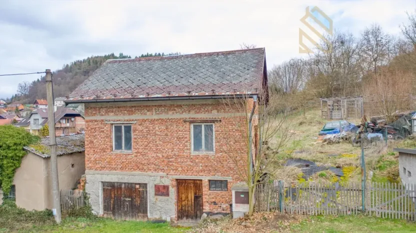 Prodej rodinného domu, Velichov, 778 m2