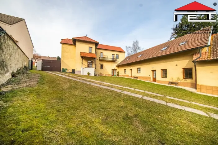 Prodej ubytování, Rynholec, nám. 1. máje, 561 m2