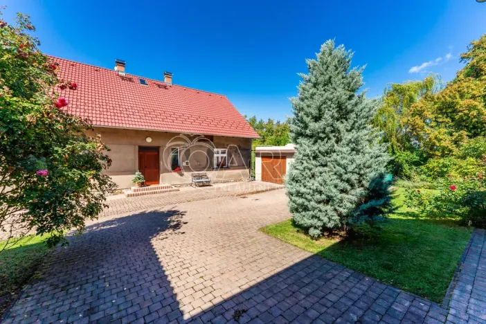 Prodej rodinného domu, Velký Chlumec, 97 m2