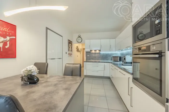 Pronájem bytu 3+1, Praha - Strašnice, Průběžná, 78 m2