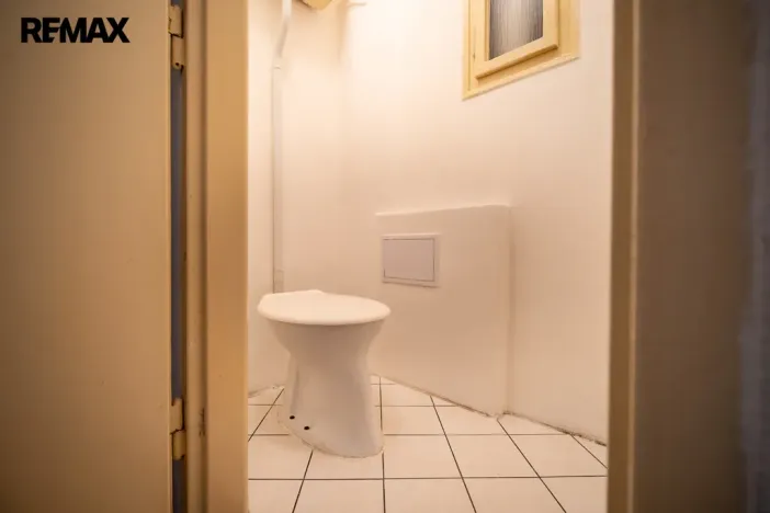 Pronájem bytu 1+kk, Praha - Žižkov, Biskupcova, 26 m2