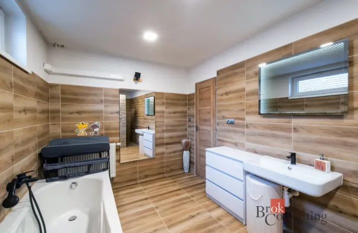 Prodej rodinného domu, Odrovice, 200 m2