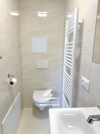 Pronájem bytu 1+kk, Hlučín, Opavská, 22 m2