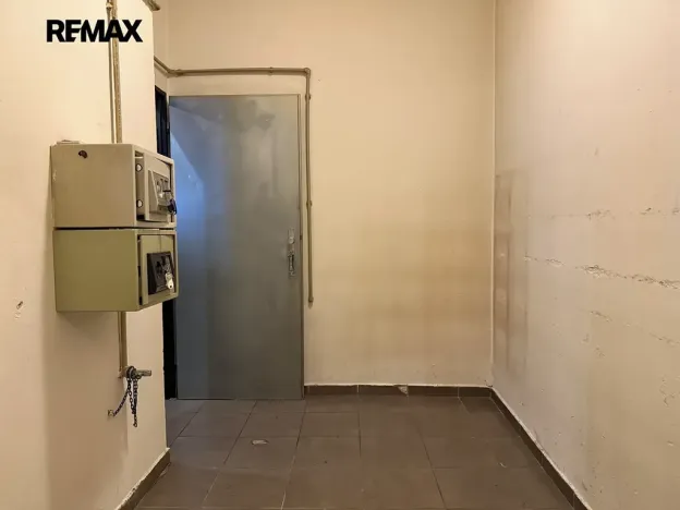 Pronájem obchodního prostoru, Plzeň, Koterovská, 168 m2