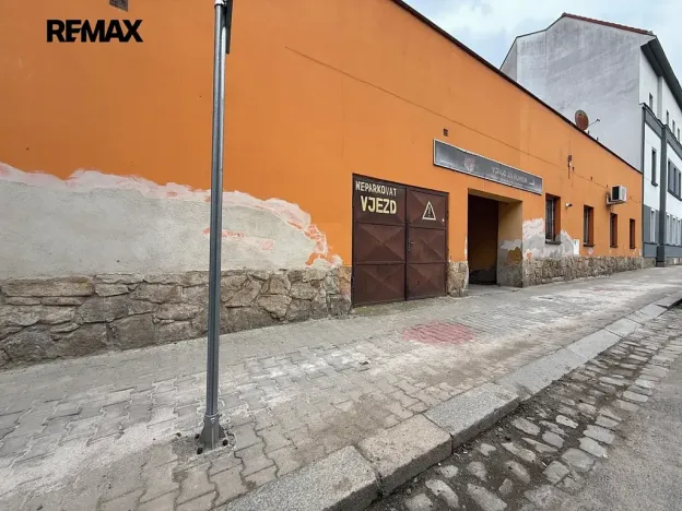 Pronájem obchodního prostoru, Plzeň, Koterovská, 168 m2