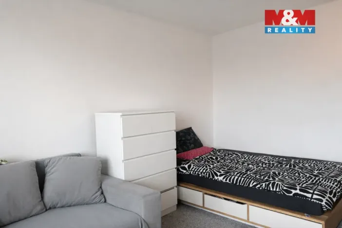 Prodej bytu 1+1, Ostrava - Poruba, Liptaňské náměstí, 39 m2