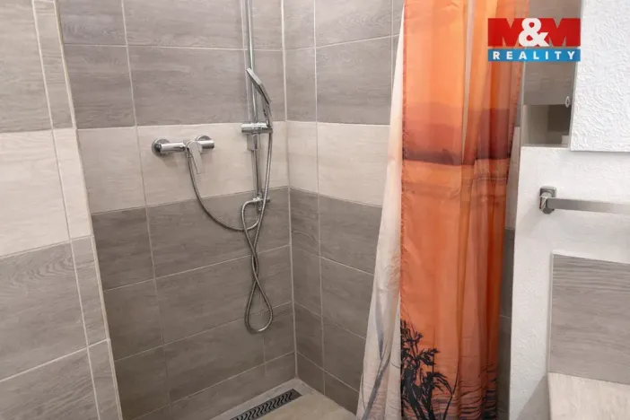 Prodej bytu 1+1, Ostrava - Poruba, Liptaňské náměstí, 39 m2