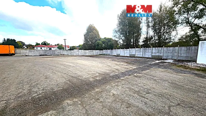 Pronájem komerčního pozemku, Tymákov, 700 m2