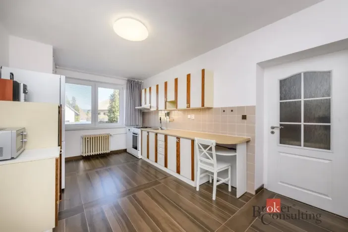 Prodej rodinného domu, Štěnovice, Liliová, 142 m2