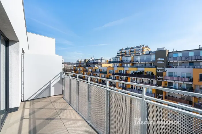 Pronájem bytu 1+kk, Praha - Vysočany, Gerstelova, 33 m2