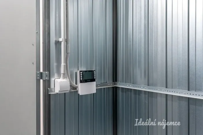 Pronájem bytu 1+kk, Praha - Vysočany, Gerstelova, 33 m2