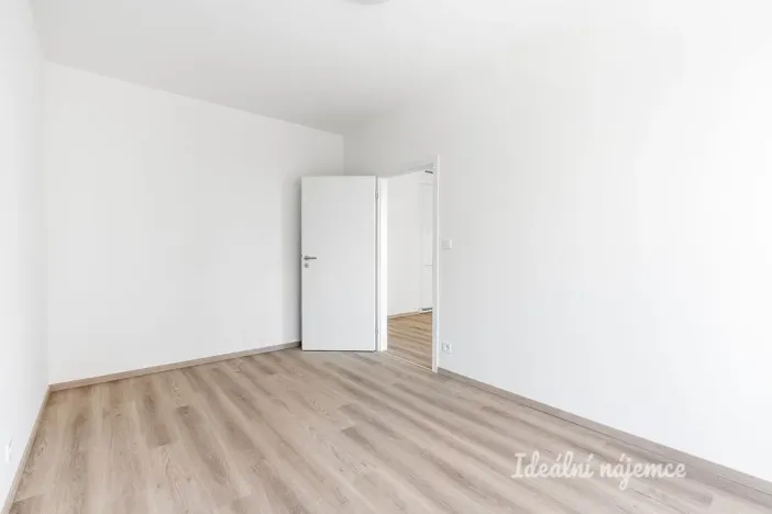 Pronájem bytu 2+kk, Praha - Vysočany, Gerstelova, 54 m2