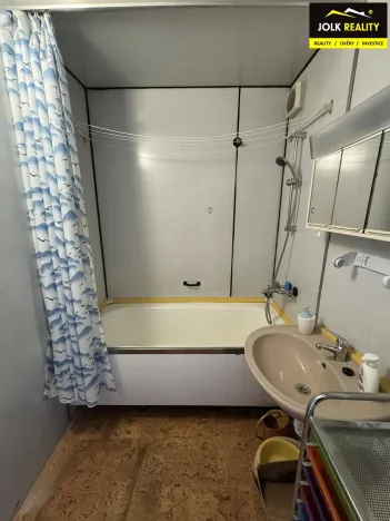 Prodej bytu 2+1, Opava, Šrámkova, 57 m2