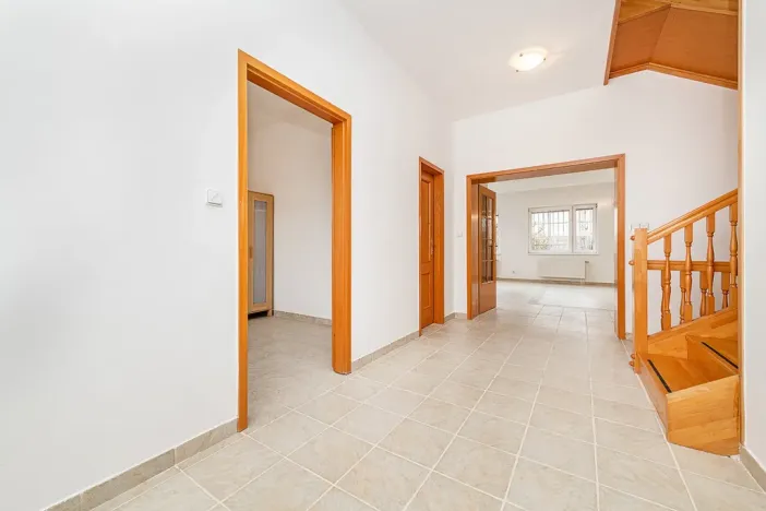 Pronájem rodinného domu, Praha - Nebušice, K Vizerce, 300 m2