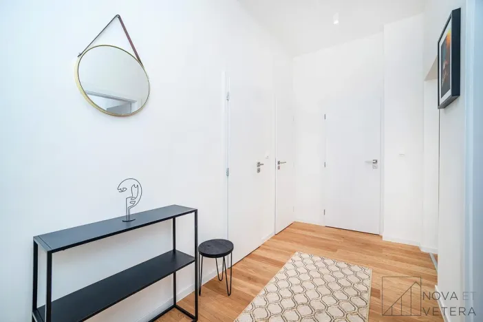 Pronájem bytu 2+kk, Praha - Žižkov, Žerotínova, 47 m2