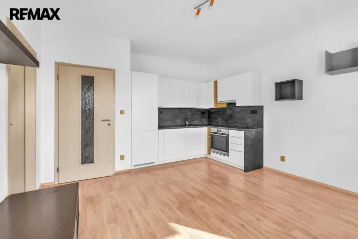 Pronájem bytu 3+kk, Pardubice - Zelené Předměstí, Pichlova, 52 m2