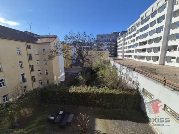 Pronájem atypického bytu, Praha - Nusle, Sinkulova, 85 m2