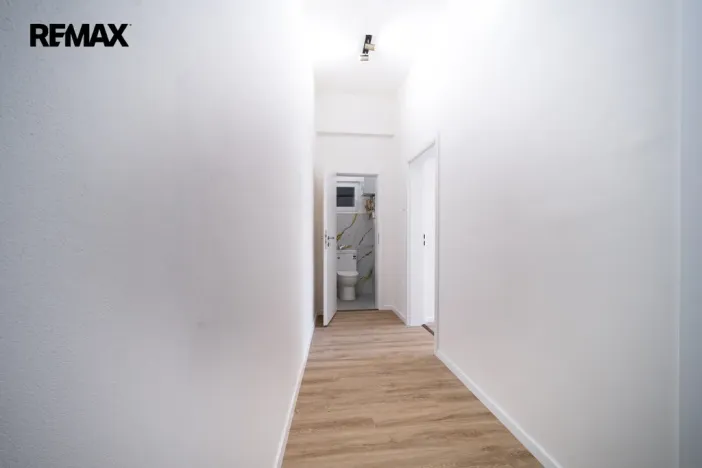 Pronájem bytu 2+kk, Praha - Libeň, Novákových, 44 m2