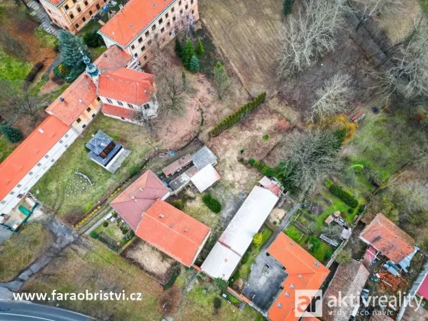 Prodej rodinného domu, Obříství, Svatopluka Čecha, 480 m2